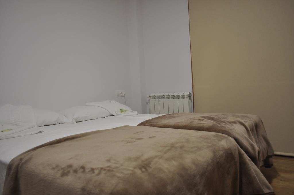 Pons Minea Hotel Portomarín Kültér fotó
